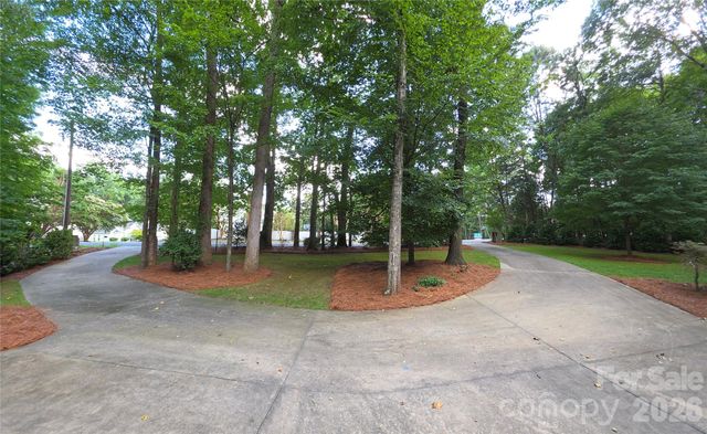 4721 Kuykendall Road, Charlotte, NC 28270