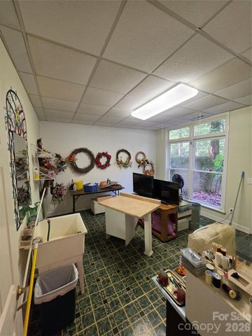 4721 Kuykendall Road, Charlotte, NC 28270