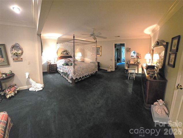 4721 Kuykendall Road, Charlotte, NC 28270