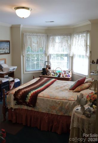 4721 Kuykendall Road, Charlotte, NC 28270