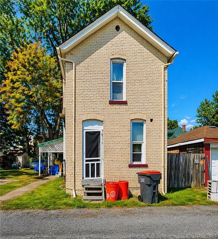 1808 3rd Ave, Beaver Falls, PA 15010