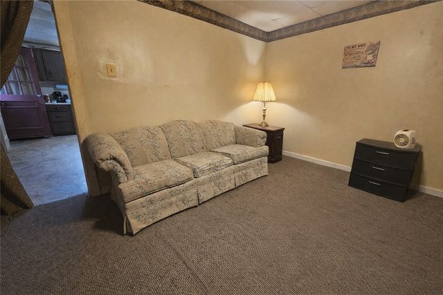 1808 3rd Ave, Beaver Falls, PA 15010