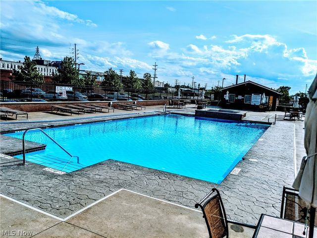 401 W SHORELINE Drive 312, Sandusky, OH 44870