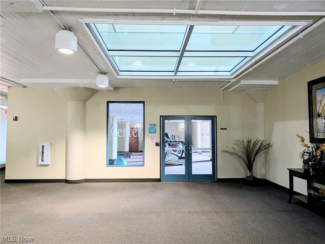 401 W SHORELINE Drive 312, Sandusky, OH 44870