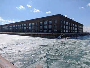 401 W SHORELINE Drive 312, Sandusky, OH 44870