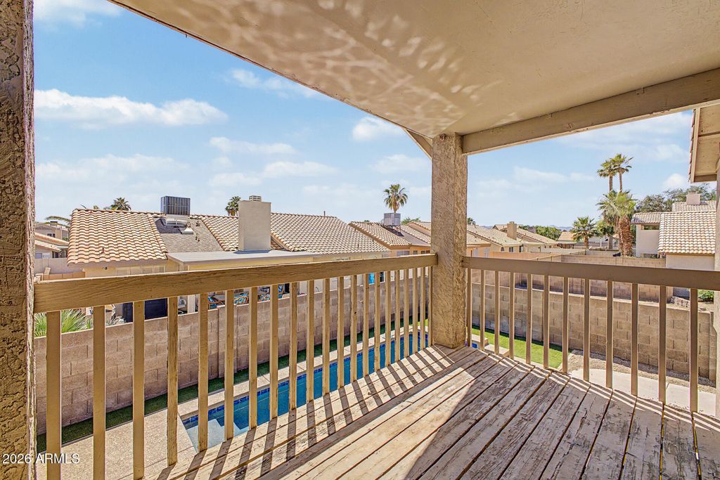 Image 29 of property listing at 4021 E AMBERWOOD Drive, Phoenix, AZ 85048