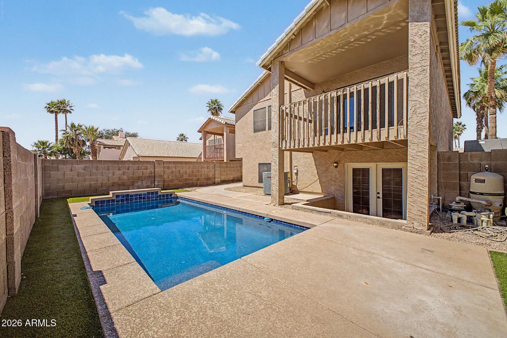 Image 33 of property listing at 4021 E AMBERWOOD Drive, Phoenix, AZ 85048