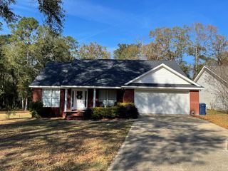 308 Golf View Dr, Dothan, AL 36301