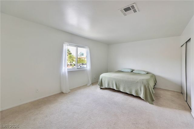 1101 Willow Tree Drive D, Las Vegas, NV 89128