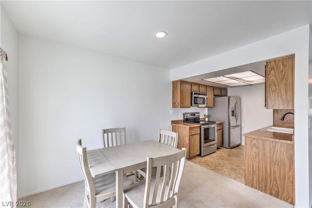 1101 Willow Tree Drive D, Las Vegas, NV 89128