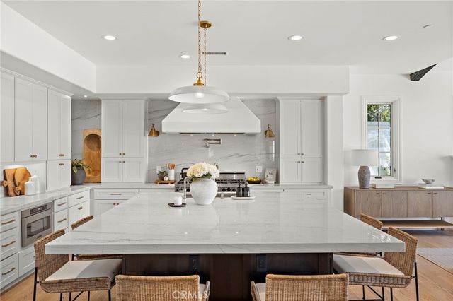 9 Broken Arrow, Ladera Ranch, CA 92694
