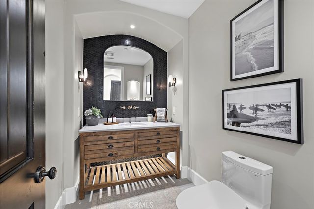 9 Broken Arrow, Ladera Ranch, CA 92694