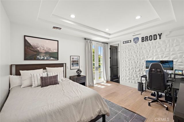 9 Broken Arrow, Ladera Ranch, CA 92694