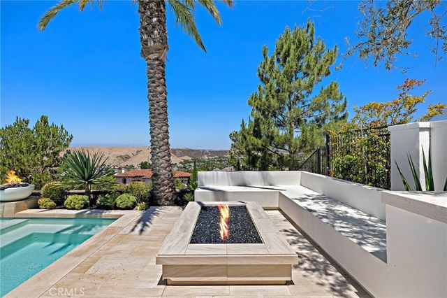 9 Broken Arrow, Ladera Ranch, CA 92694
