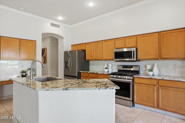 22327 N 76TH Place, Scottsdale, AZ 85255