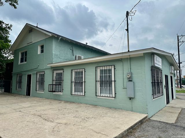 3016 S PRESA ST, San Antonio, TX 78210