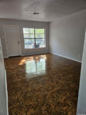 8635 PAINTED TEEPEE ST, San Antonio, TX 78242