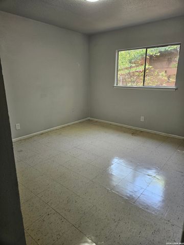 8635 PAINTED TEEPEE ST, San Antonio, TX 78242