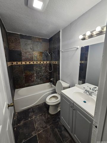 8635 PAINTED TEEPEE ST, San Antonio, TX 78242