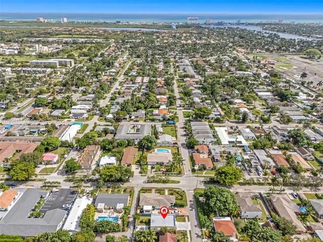 1639 Hayes St, Hollywood, FL 33020