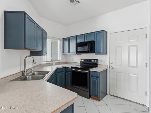 5400 S Hardy Drive 114, Tempe, AZ 85283