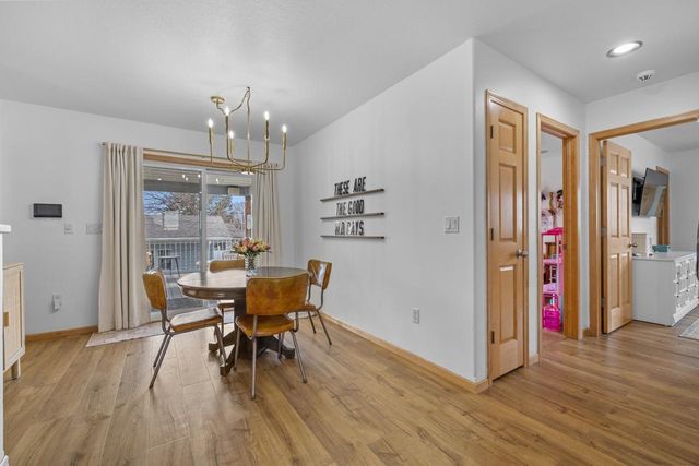 1624 1st St SE, Minot, ND 58701