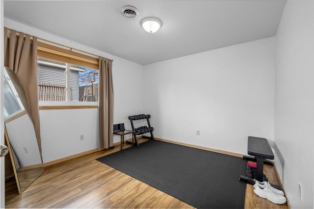 1624 1st St SE, Minot, ND 58701