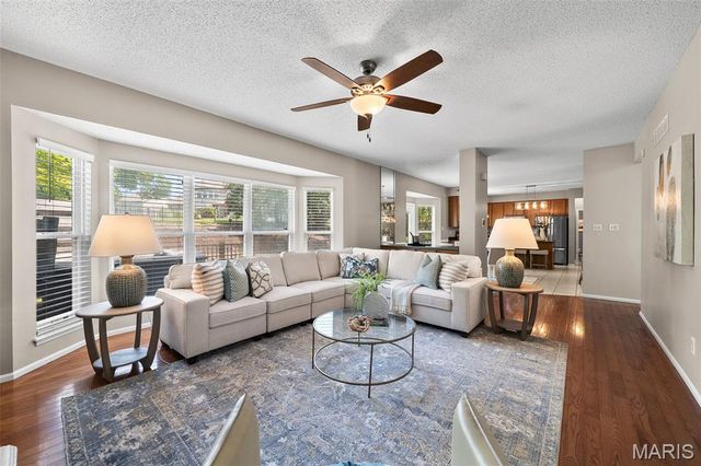 876 Emerald Place Drive, St Charles, MO 63304