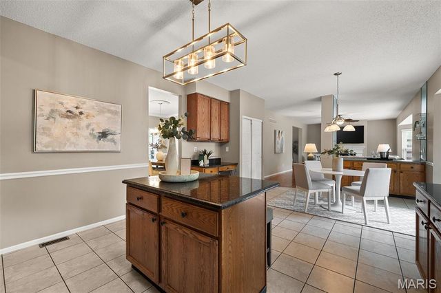 876 Emerald Place Drive, St Charles, MO 63304