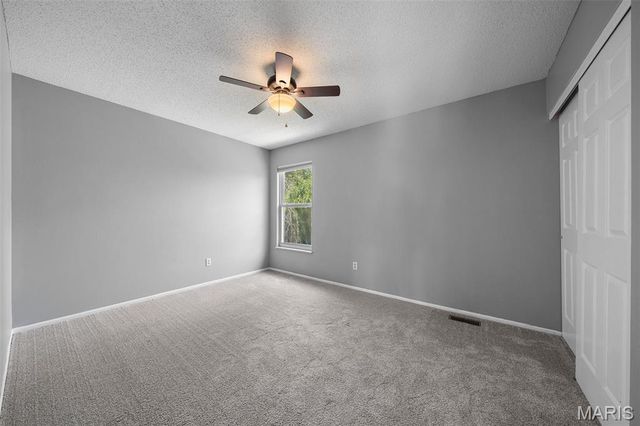 876 Emerald Place Drive, St Charles, MO 63304