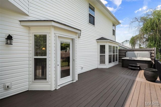 876 Emerald Place Drive, St Charles, MO 63304
