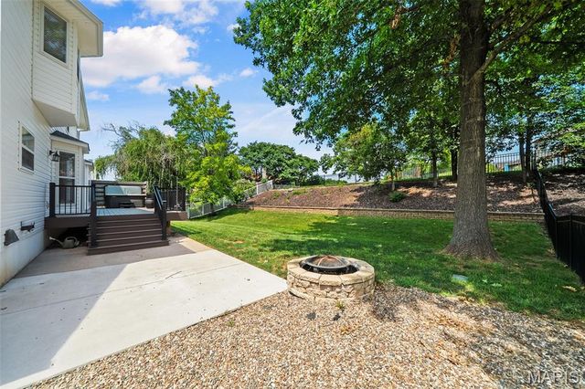 876 Emerald Place Drive, St Charles, MO 63304