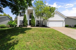 876 Emerald Place Drive, St Charles, MO 63304