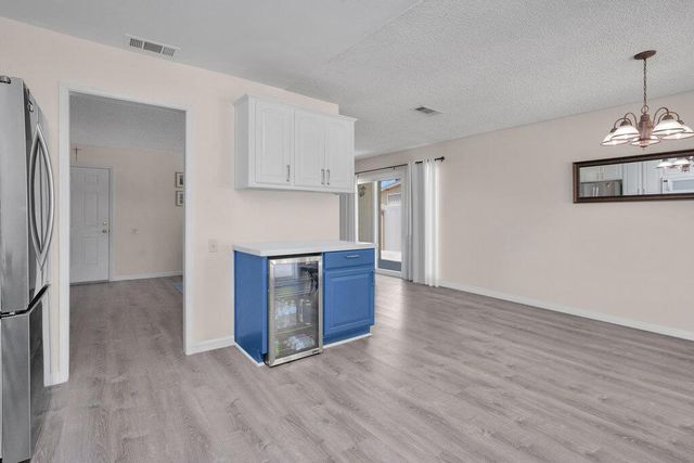 74429 Buttonwood Drive, Palm Desert, CA 92260