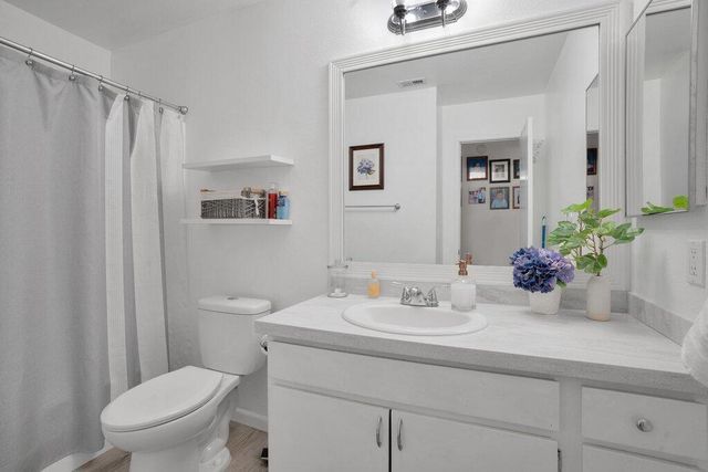 74429 Buttonwood Drive, Palm Desert, CA 92260