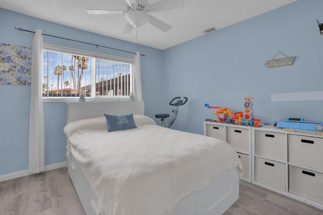 74429 Buttonwood Drive, Palm Desert, CA 92260
