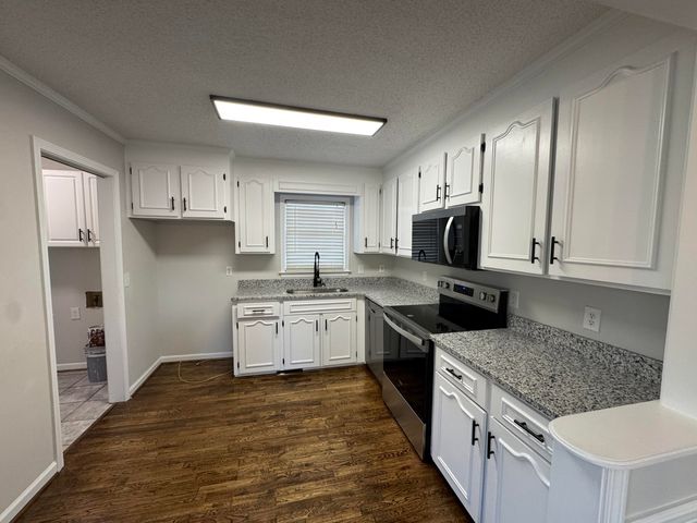 30 Marigold Court, Sumter, SC 29150