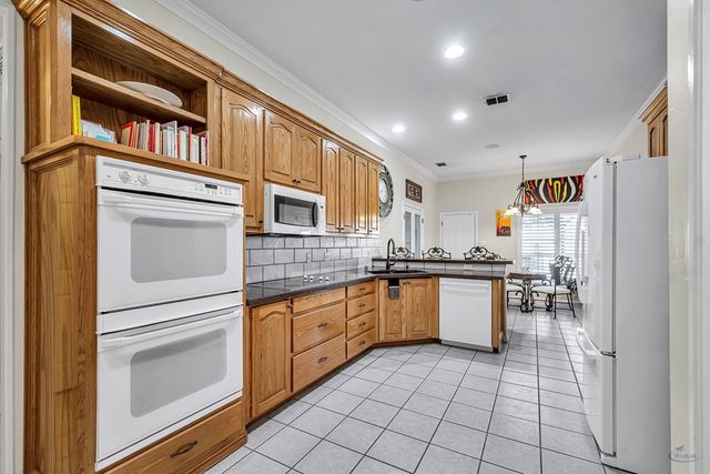 5502 Sterling Court, Midland, TX 79707