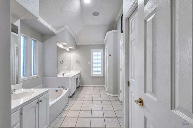 5502 Sterling Court, Midland, TX 79707