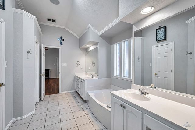 5502 Sterling Court, Midland, TX 79707