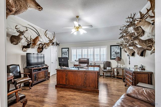 5502 Sterling Court, Midland, TX 79707