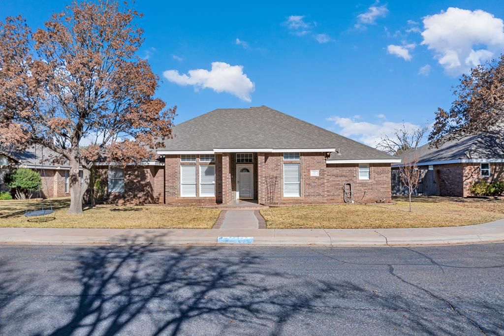 5502 Sterling Court, Midland, TX 79707