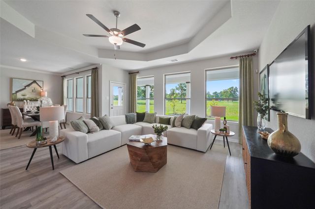 840 Barton Place Drive, Cleveland, TX 77327