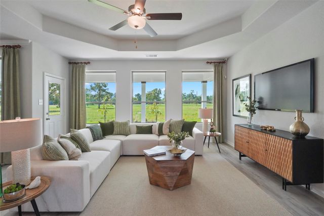 840 Barton Place Drive, Cleveland, TX 77327