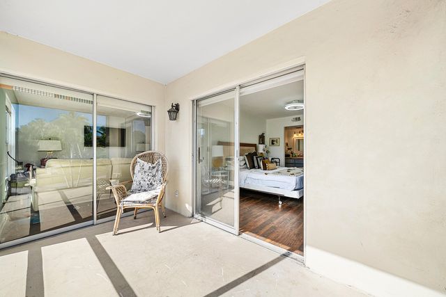 5540 Tamberlane Circle 221, Palm Beach Gardens, FL 33418