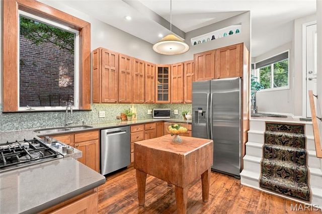 1816 Hickory Street, St Louis, MO 63104