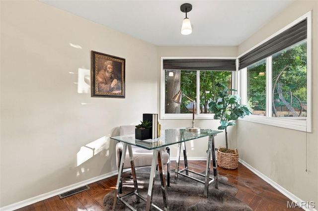 1816 Hickory Street, St Louis, MO 63104
