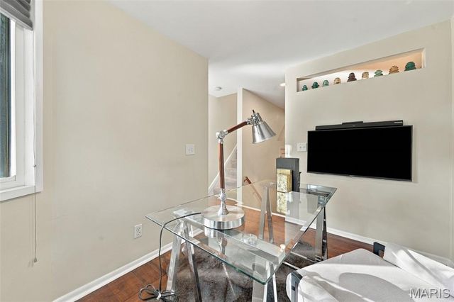 1816 Hickory Street, St Louis, MO 63104
