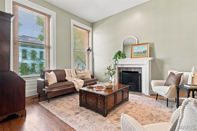 1816 Hickory Street, St Louis, MO 63104