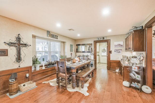 307 W Hufsmith Road, Tomball, TX 77375